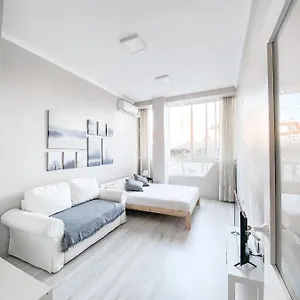 Boliches Apt - Playa, Restaurantes Y Comercios , Fuengirola España